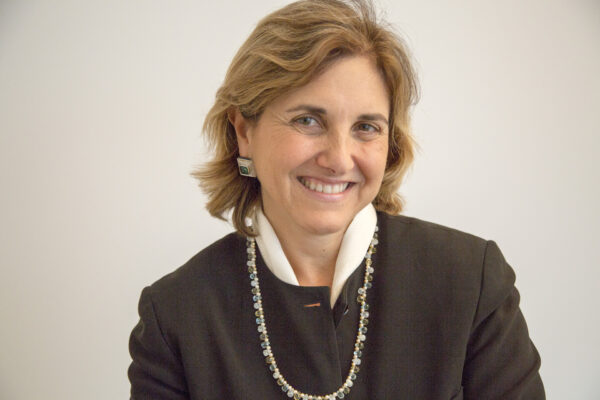  “European financial bonds are well positioned,” says Manuela D'Onofrio from UniCredit Group